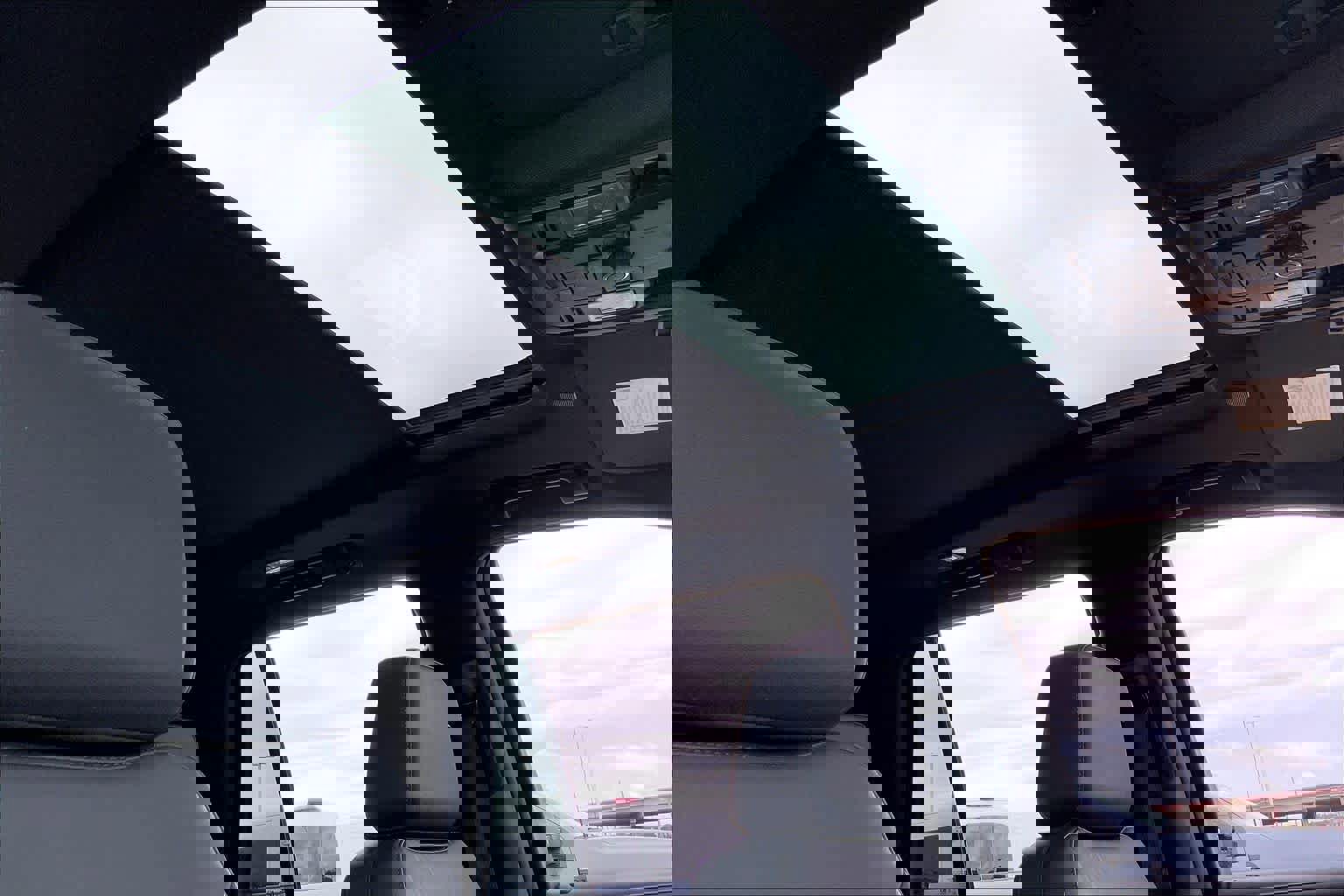 Used 2023 Chevrolet Tahoe Z71 w/ Luxury Package image 14