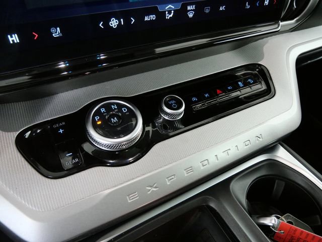 Certified 2025 Ford Expedition Active AWD/4WD image 20