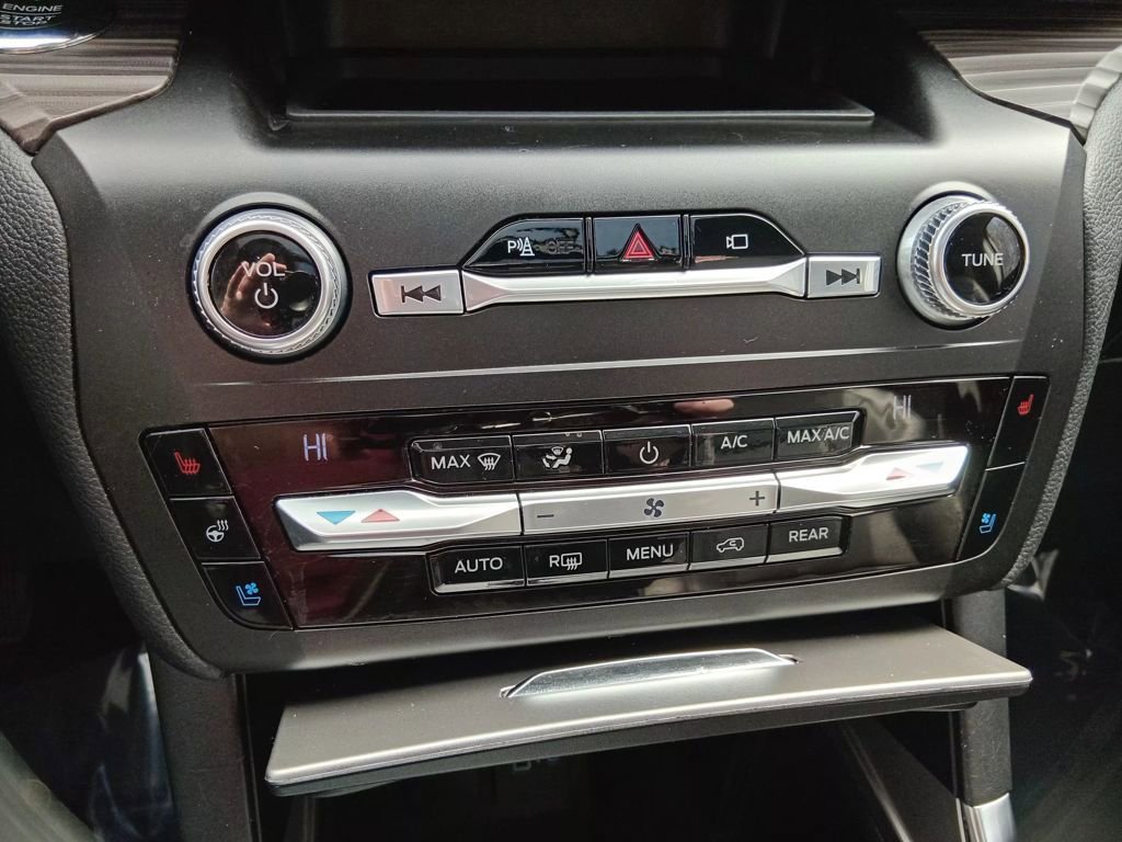 Certified 2020 Ford Explorer Limited image 22