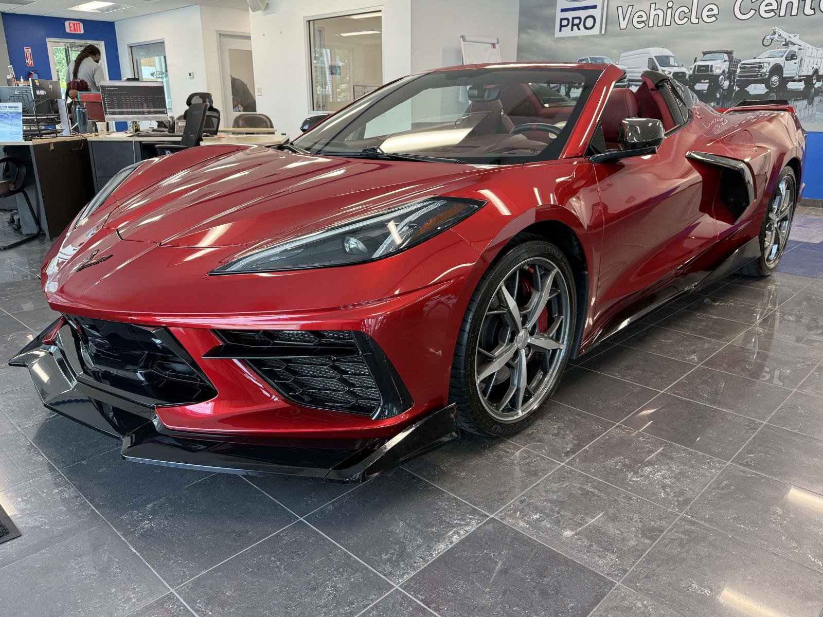 Used 2021 Chevrolet Corvette Stingray Premium Conv w/ Z51 Performance Package RWD image 6