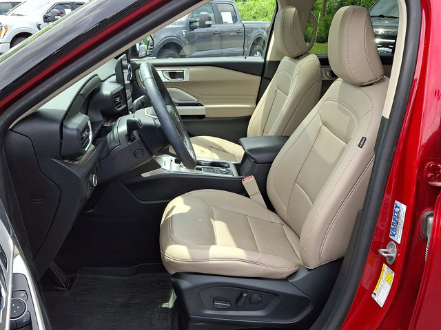 Certified 2024 Ford Explorer Limited w/ Limited Technology Package AWD/4WD image 15