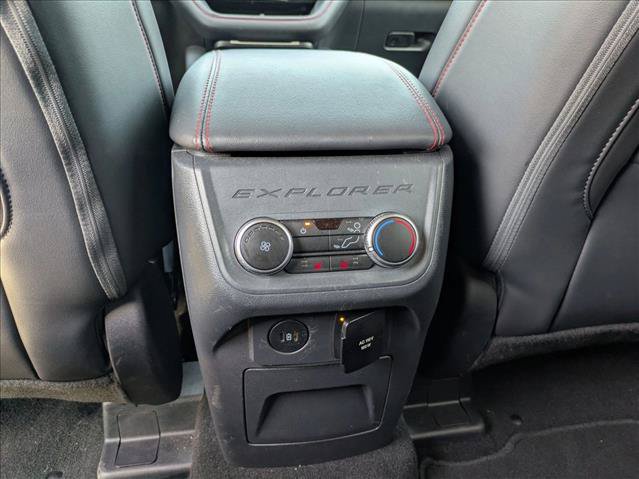 Certified 2025 Ford Explorer ST-Line w/ Premium Package RWD image 16