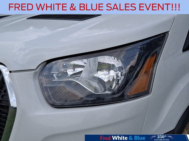 Certified 2025 Ford Transit 250 Low Roof w/ Exterior Upgrade Package RWD image 9
