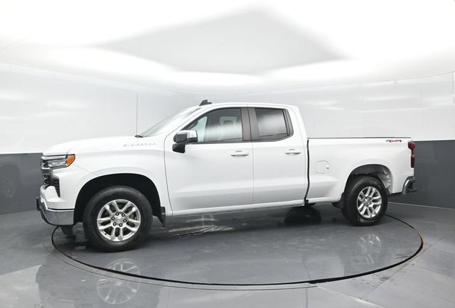 Used 2023 Chevrolet Silverado 1500 LT AWD/4WD image 4
