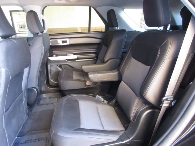 Certified 2023 Ford Explorer XLT RWD image 26