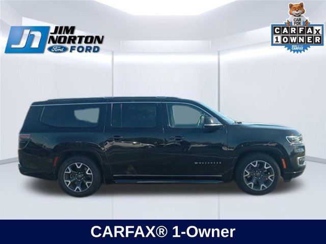 Used 2024 Jeep Wagoneer L Series III AWD/4WD image 11