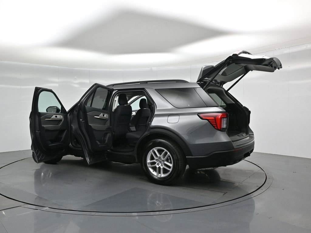 Certified 2025 Ford Explorer Active image 35