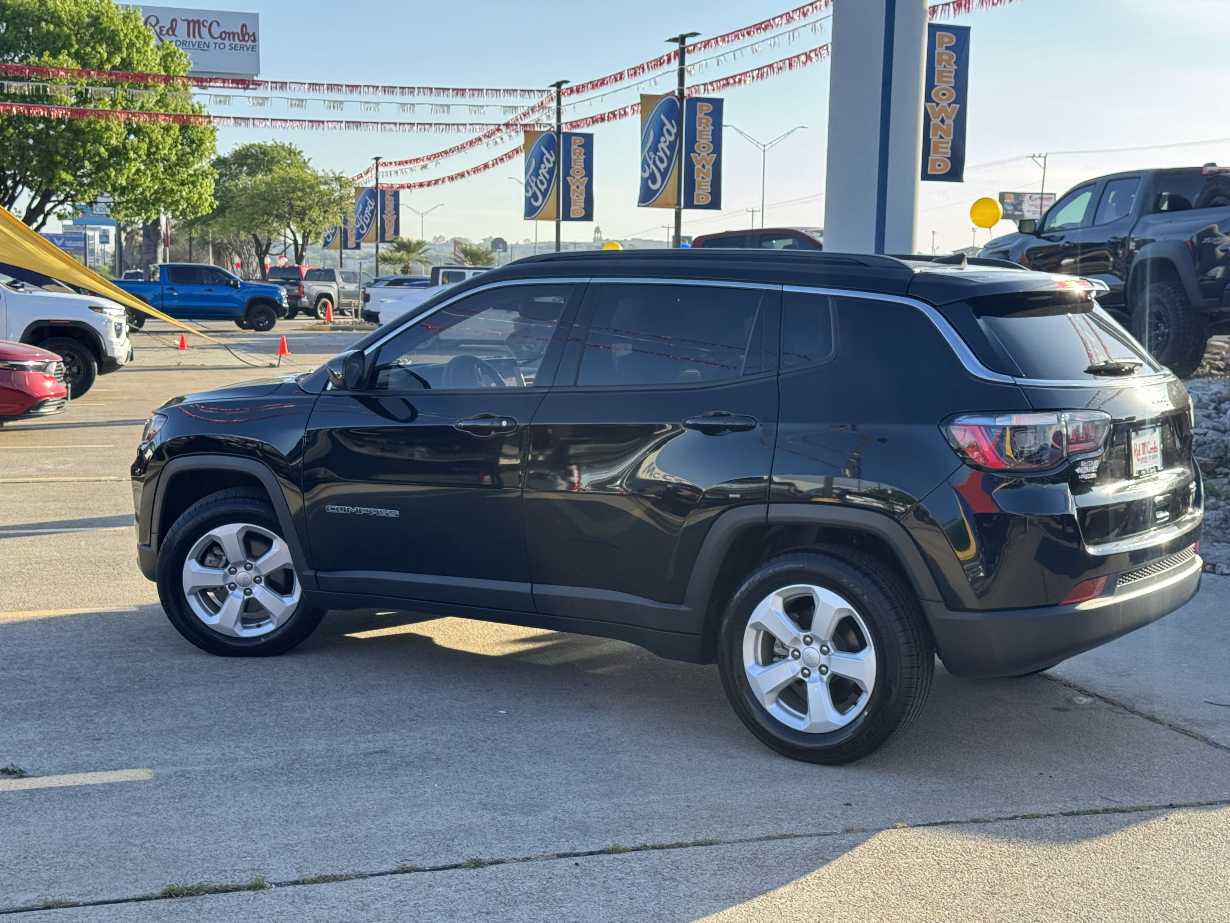Used 2022 Jeep Compass Latitude image 8