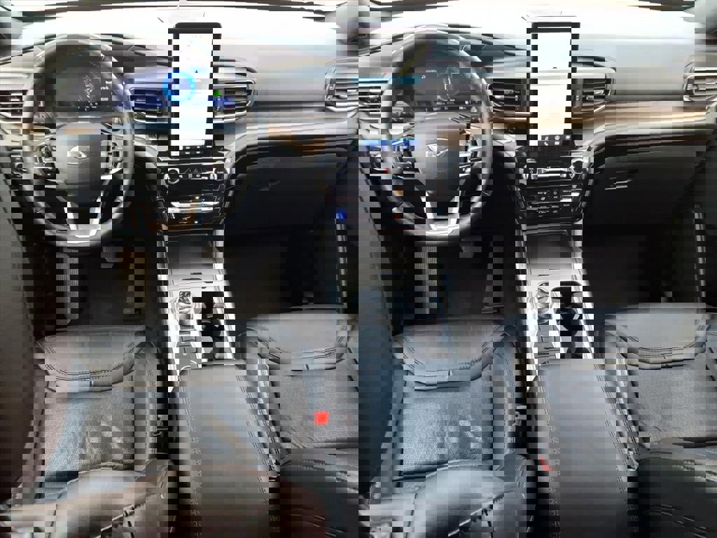 Certified 2023 Ford Explorer Platinum w/ Technology Package image 20