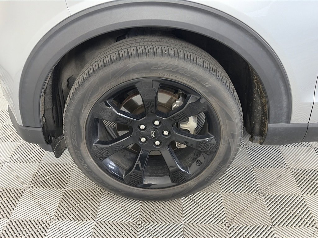 Certified 2022 Ford Explorer ST-Line w/ Class IV Trailer Tow Package image 8