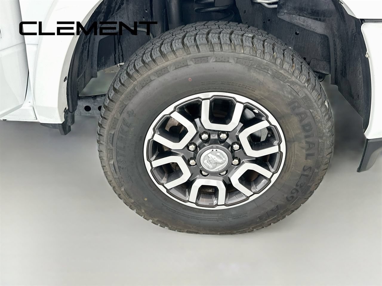 Used 2024 RAM 3500 Limited AWD/4WD image 37