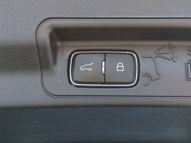 Certified 2023 Ford Explorer XLT w/ Equipment Group 202A image 15