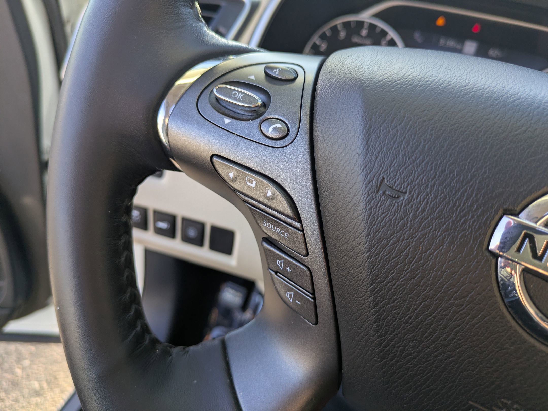 Used 2020 Nissan Murano Platinum image 16