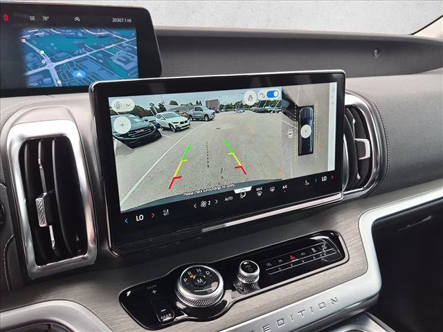 Certified 2025 Ford Expedition Max Platinum AWD/4WD image 14