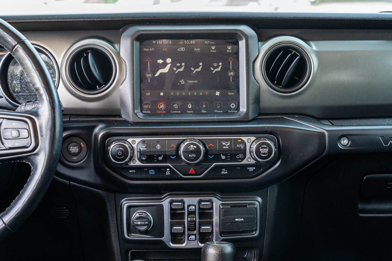 Used 2023 Jeep Wrangler Unlimited w/ Cold Weather Group AWD/4WD image 33