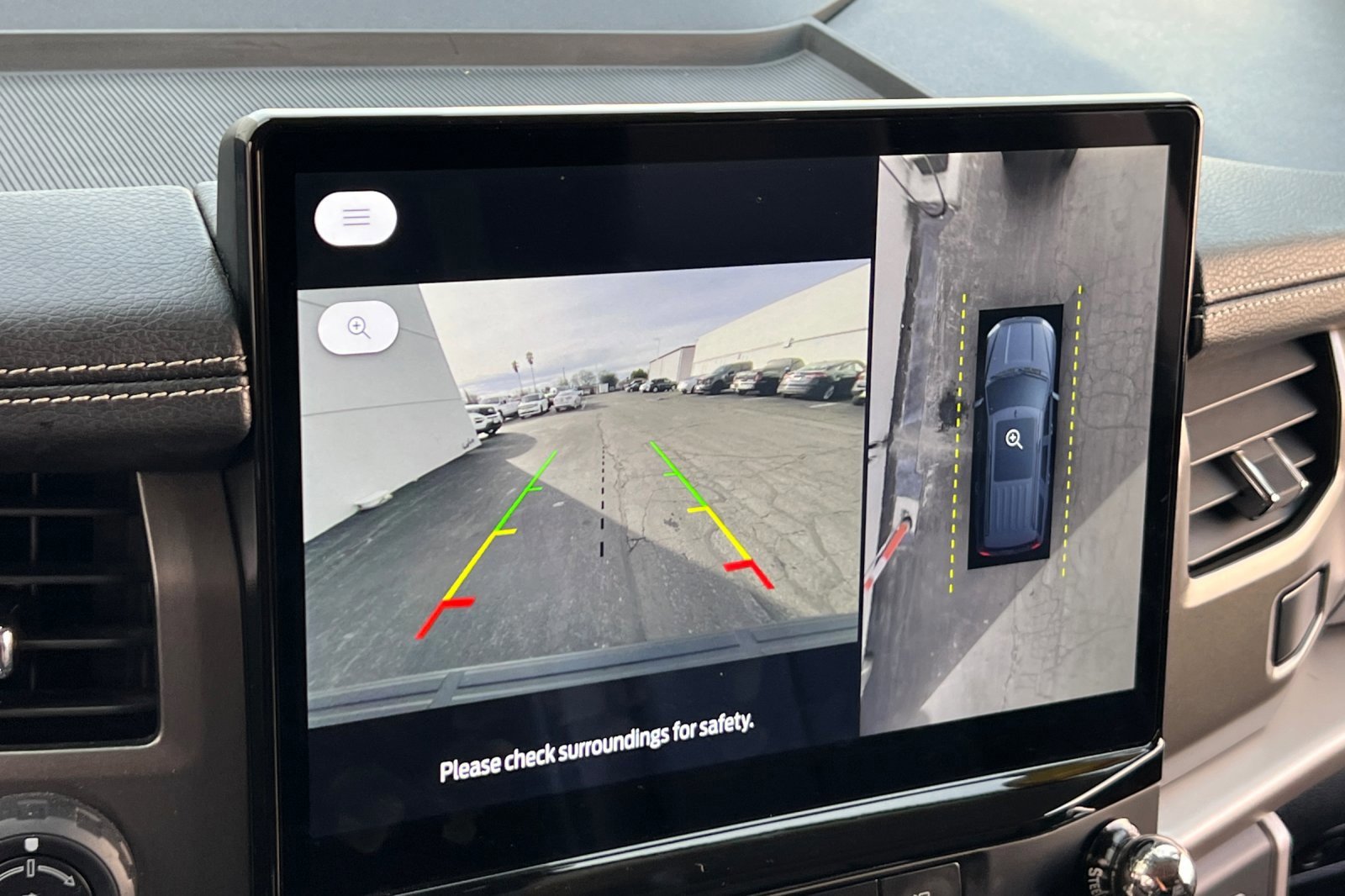 Certified 2024 Ford Expedition XLT image 23