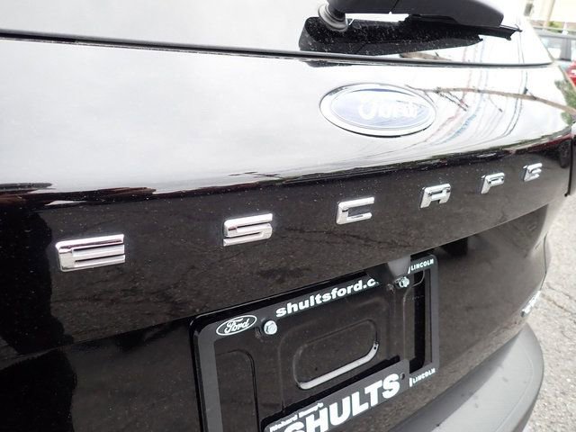Certified 2025 Ford Escape Active w/ Tech Pack #1 AWD/4WD image 5