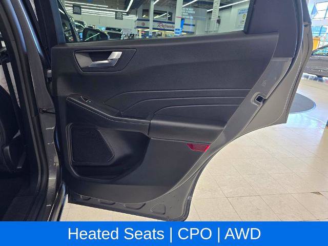 Certified 2025 Ford Escape Platinum AWD/4WD image 18
