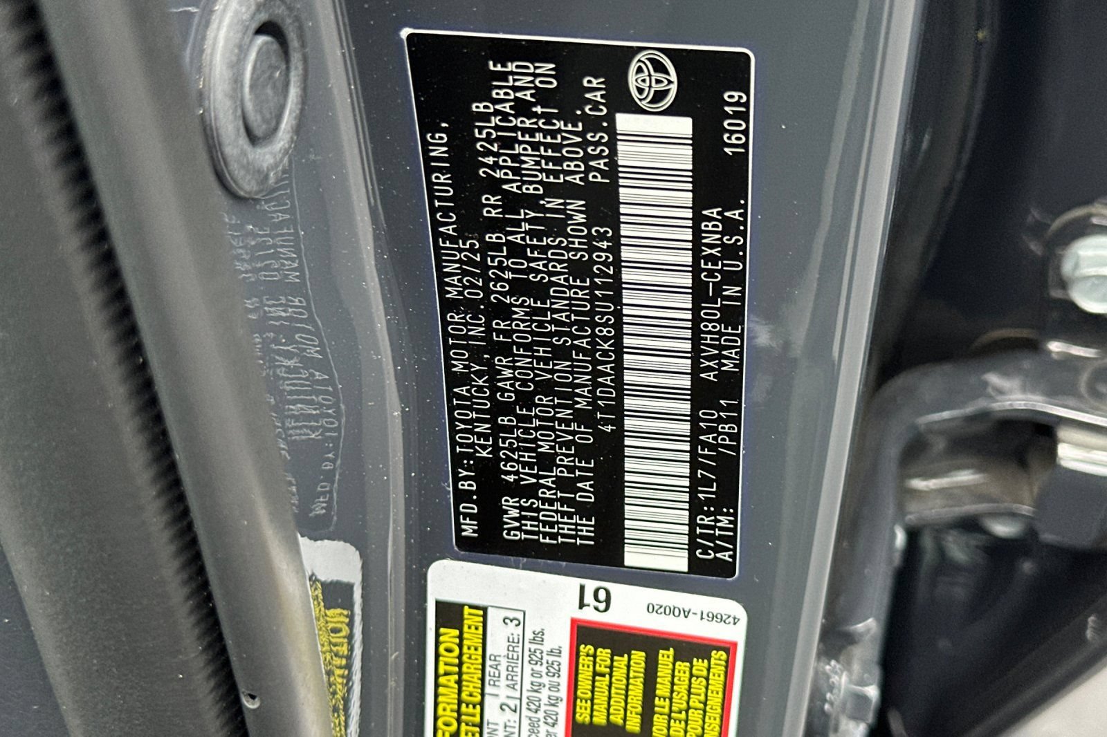 Used 2025 Toyota Camry LE FWD image 31