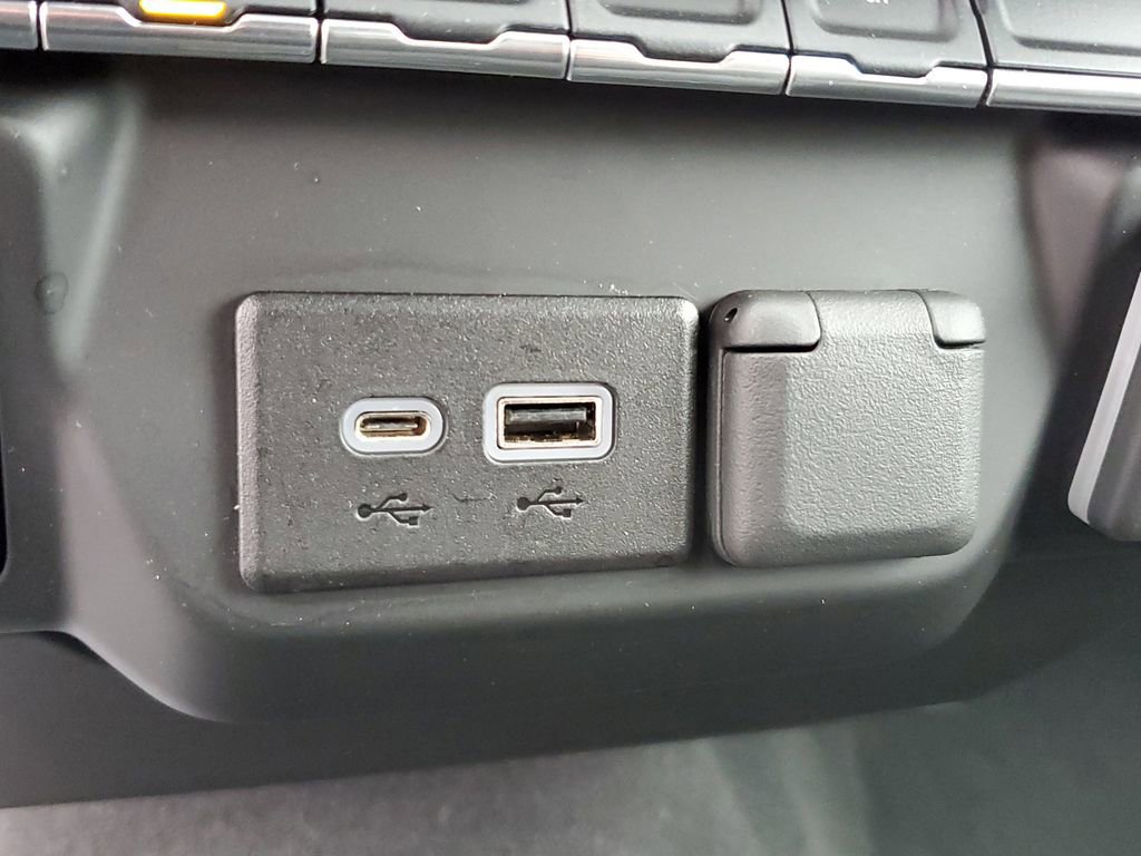 Used 2023 Chevrolet Silverado 1500 Custom w/ LPO, Dark Essentials Package image 24