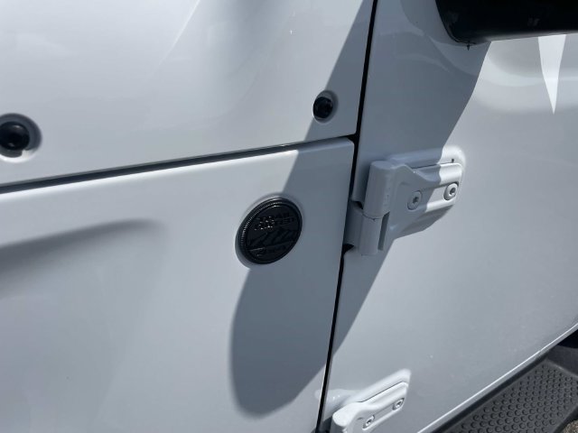 Used 2024 Jeep Wrangler Sport AWD/4WD image 16