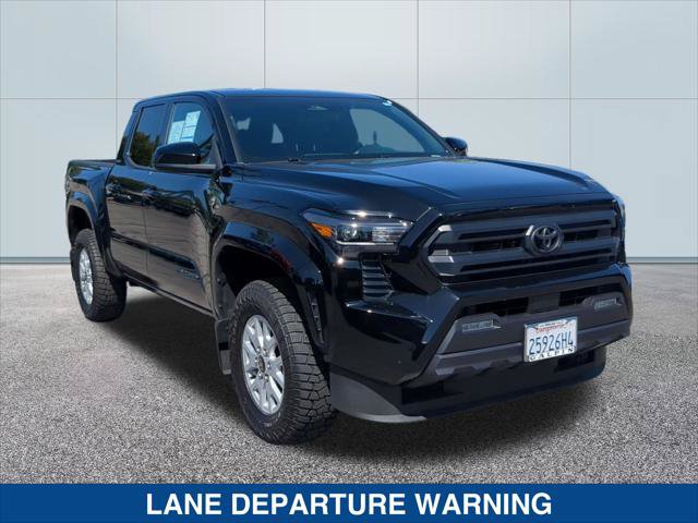 Used 2025 Toyota Tacoma SR5 AWD/4WD image 7