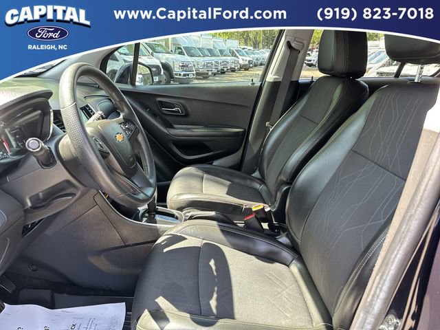 Used 2021 Chevrolet Trax LT image 22