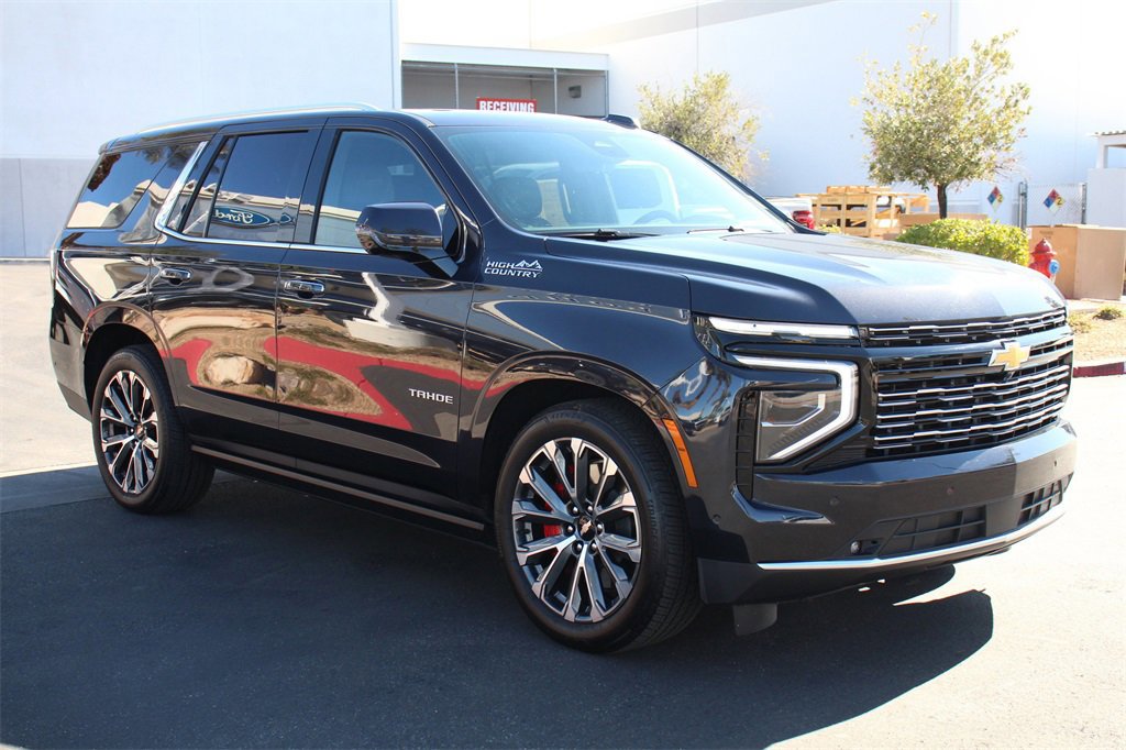 Used 2025 Chevrolet Tahoe High Country image 10