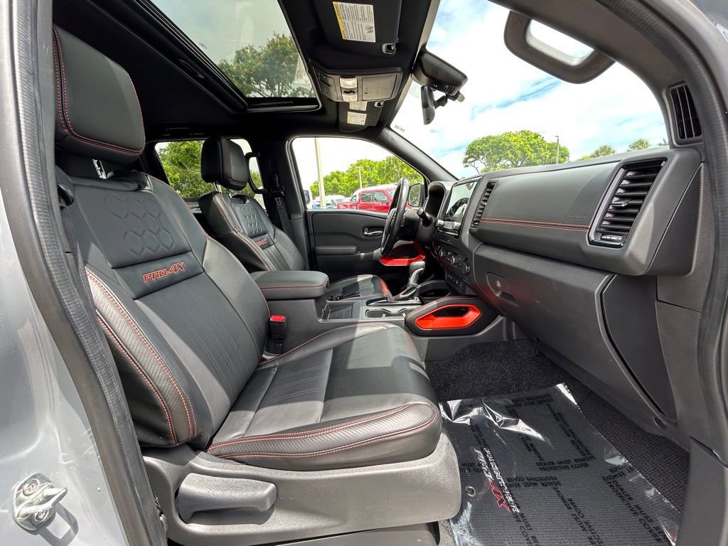 Used 2023 Nissan Frontier PRO-4X w/ Pro-4X Premium Package image 25