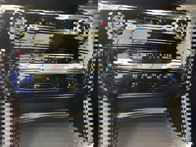 Certified 2023 Ford Explorer Platinum w/ Equipment Group 601A image 29