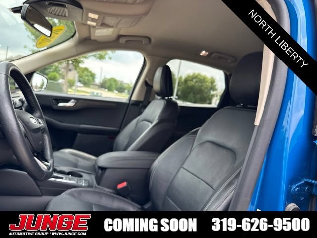 Certified 2020 Ford Escape Titanium AWD/4WD image 11