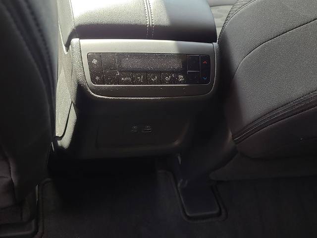 Used 2025 Nissan Pathfinder SV FWD image 20