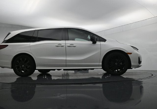 Used 2025 Honda Odyssey Sport-L image 45