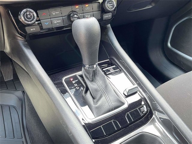 Used 2024 Jeep Compass Sport image 20