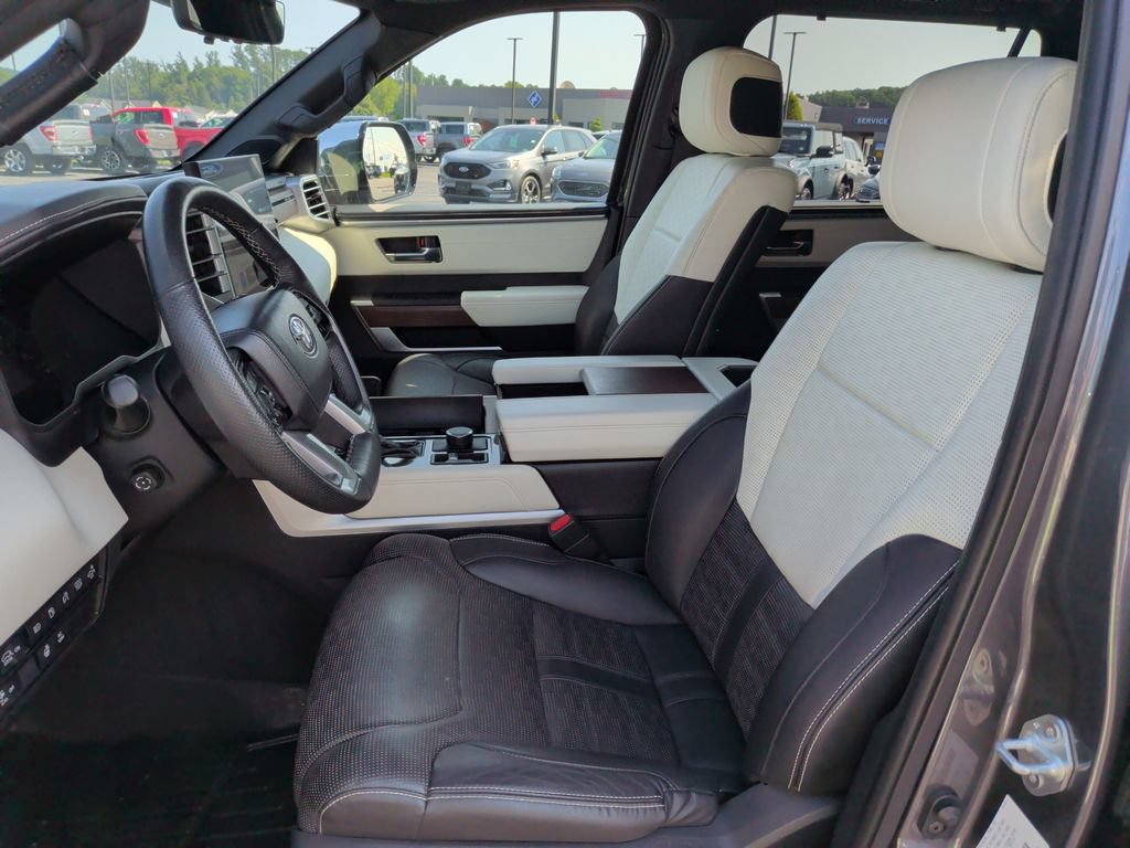 Used 2023 Toyota Sequoia Capstone AWD/4WD video 4