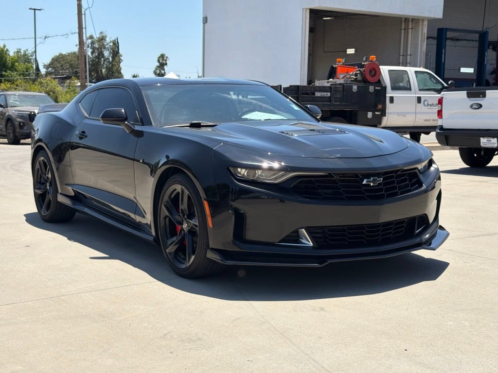 Used 2021 Chevrolet Camaro LT w/ RS Package RWD image 4