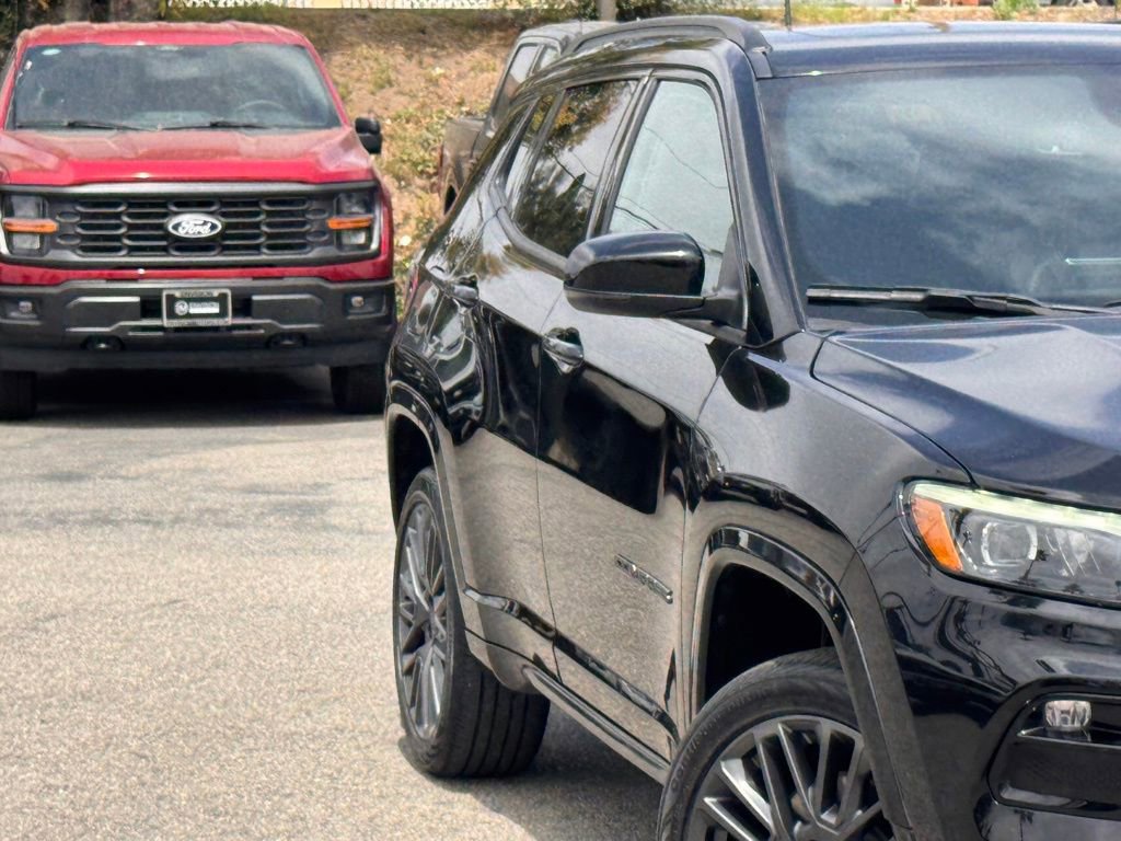 Used 2024 Jeep Compass Limited w/ High Altitude Package AWD/4WD image 5