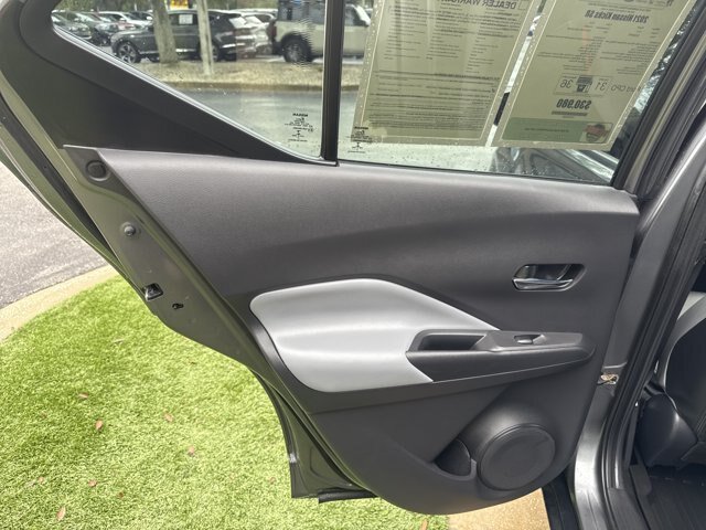 Used 2021 Nissan Kicks SR w/ SR Premium Package FWD image 16