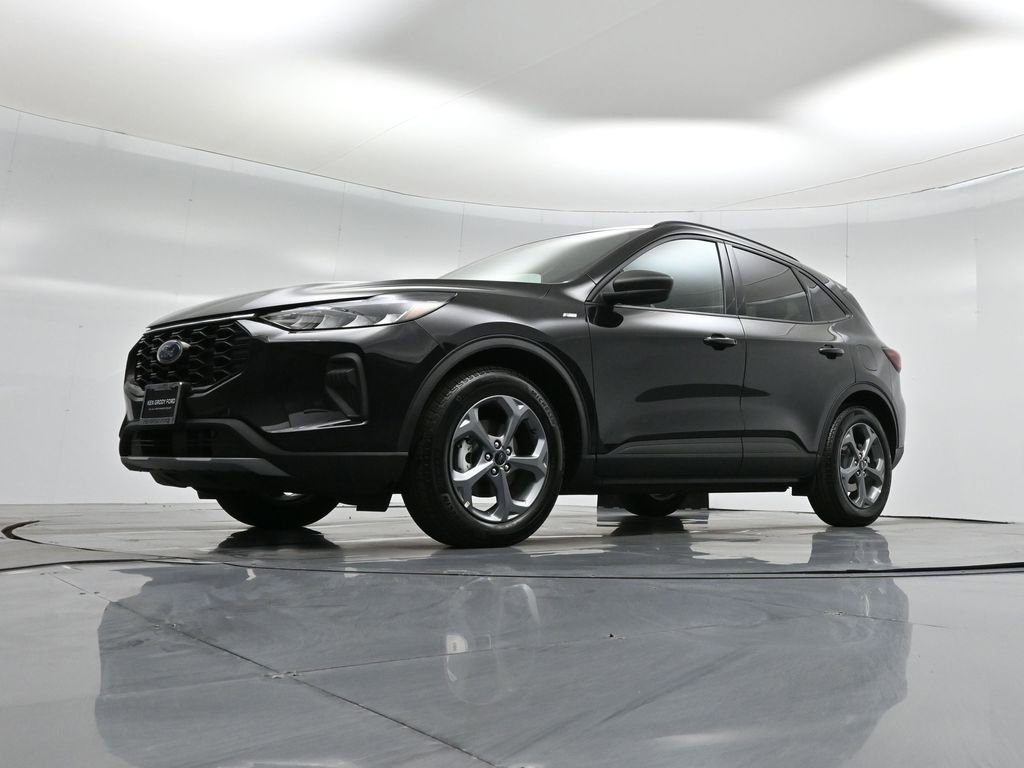 Certified 2025 Ford Escape ST-Line image 45