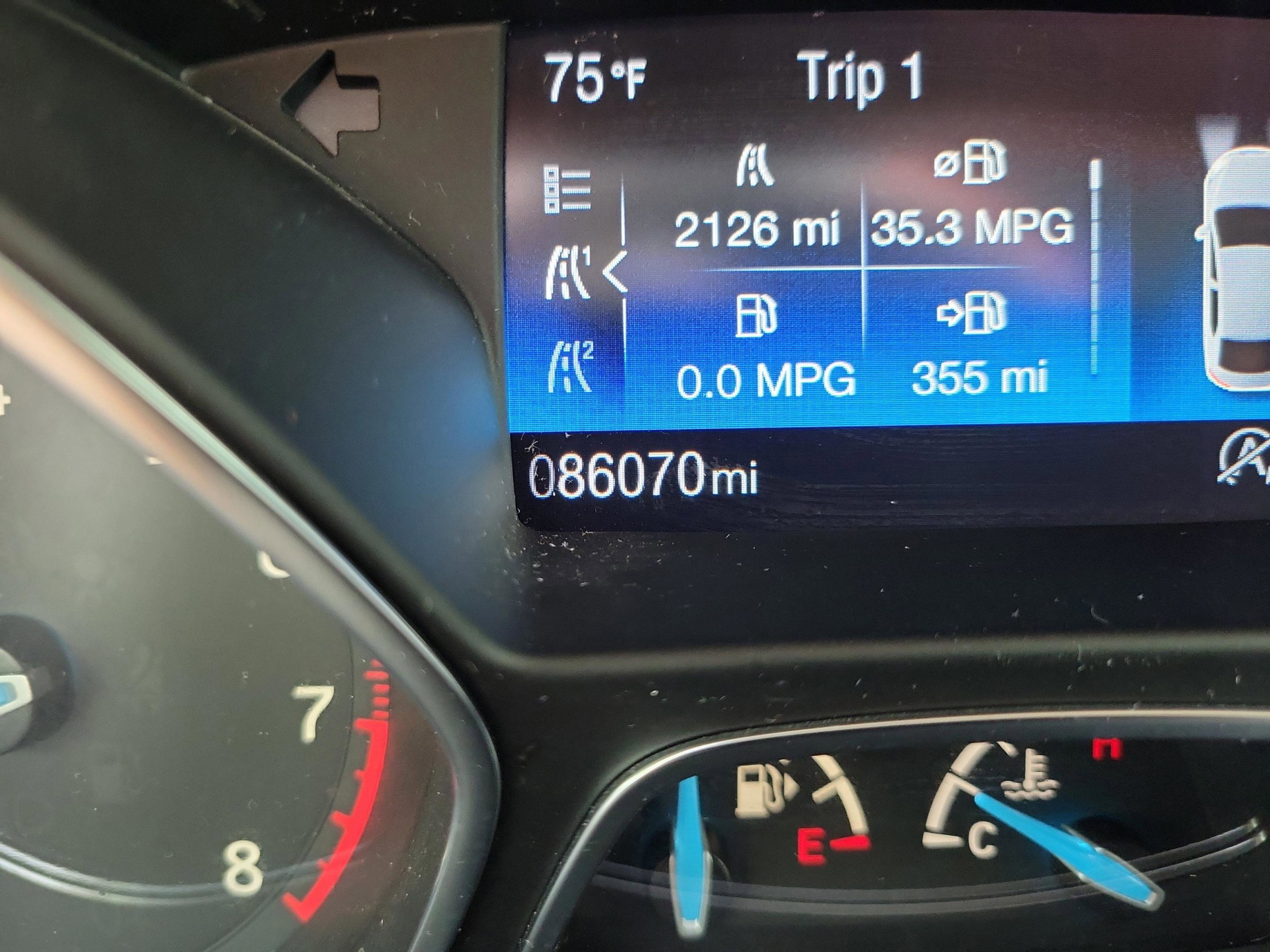 Certified 2017 Ford Focus SE FWD image 26