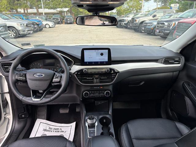 Certified 2022 Ford Escape SEL FWD image 15