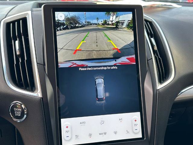 Certified 2024 Ford Edge Titanium AWD/4WD image 18
