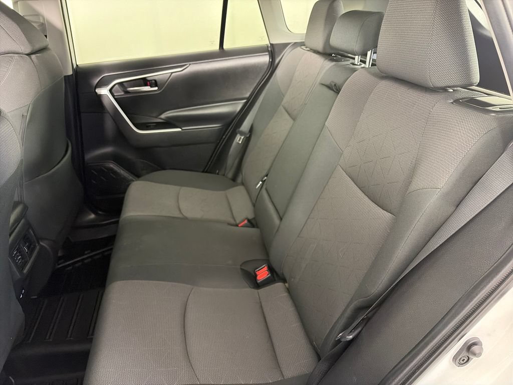 Used 2024 Toyota RAV4 XLE AWD/4WD image 13