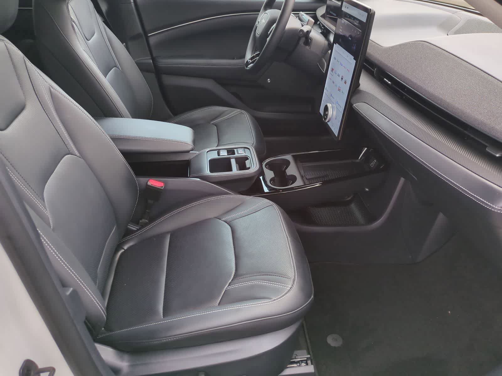 Certified 2025 Ford Mustang Mach-E Premium AWD/4WD image 20