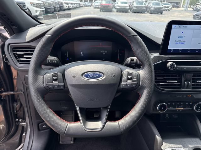Certified 2025 Ford Escape ST-Line FWD image 21