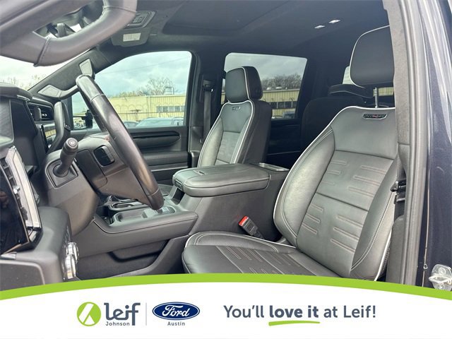 Used 2024 GMC Sierra 2500 AT4X image 19