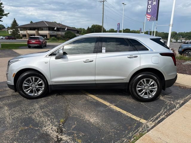Used 2020 Cadillac XT5 Premium Luxury w/ LPO, Floor Liner Package AWD/4WD image 3