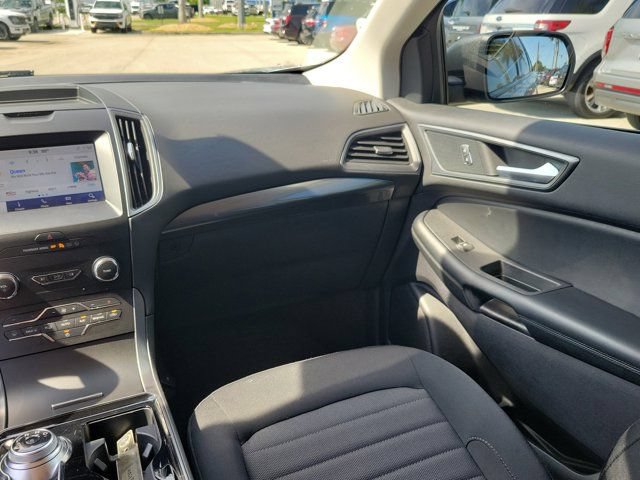 Certified 2020 Ford Edge SE FWD image 21