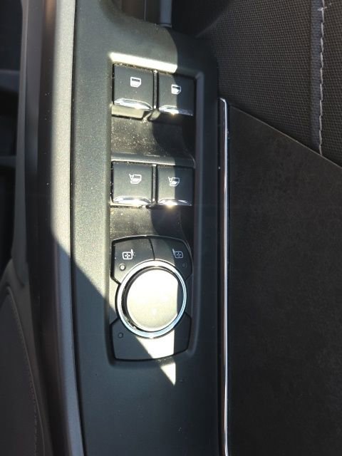 Certified 2025 Ford F150 XLT w/ Equipment Group 301A Standard image 18