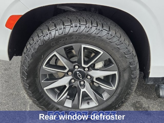Used 2023 Chevrolet Tahoe Z71 w/ Luxury Package AWD/4WD image 21